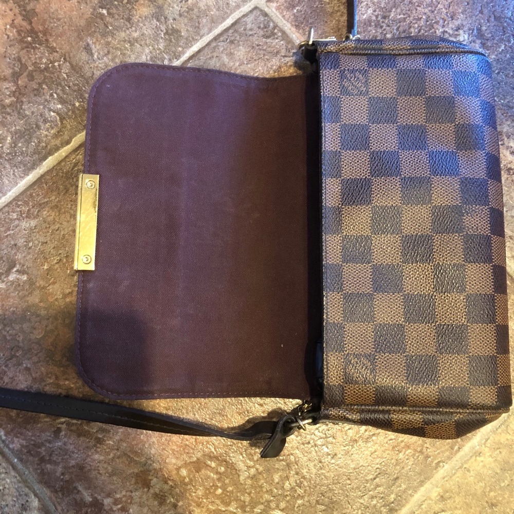 Louis Vuitton favorite PM - Picture 8 of 15